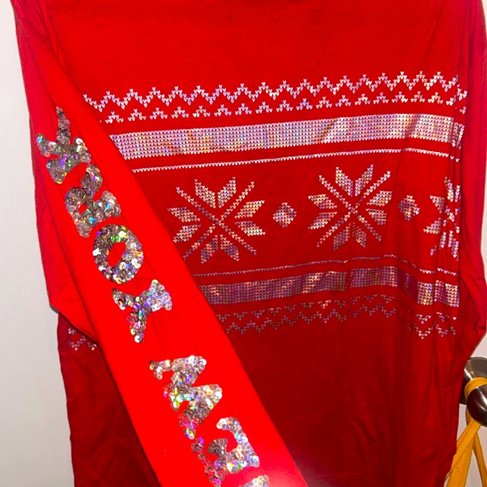 Victoria's Secret PINK holiday shirt